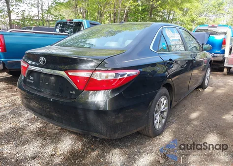 2015 Toyota Camry Le из США, поврежденный, VIN 4T4BF1FK2FR451083